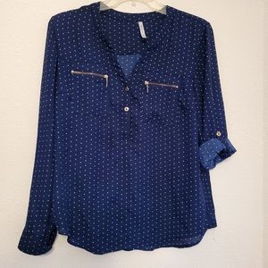 d.n.a couture polka dot blouse. Size M. Navy with white polka-dots.